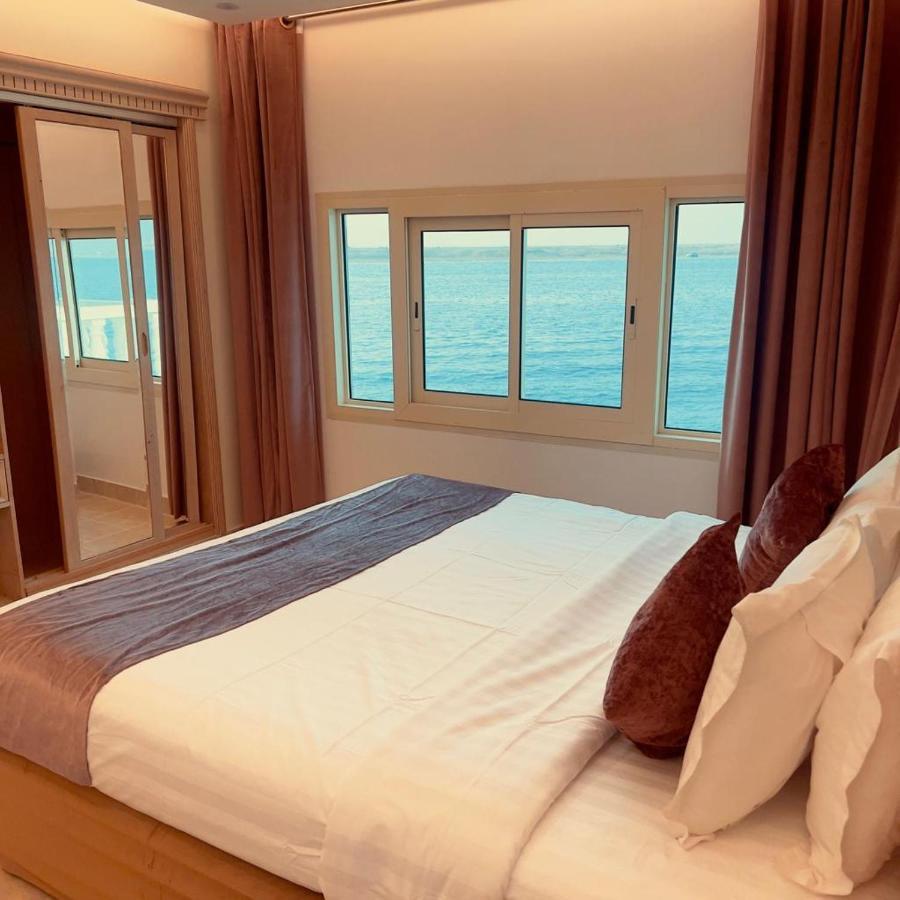 Al Ahmadi Plaza Resort Янбу Экстерьер фото