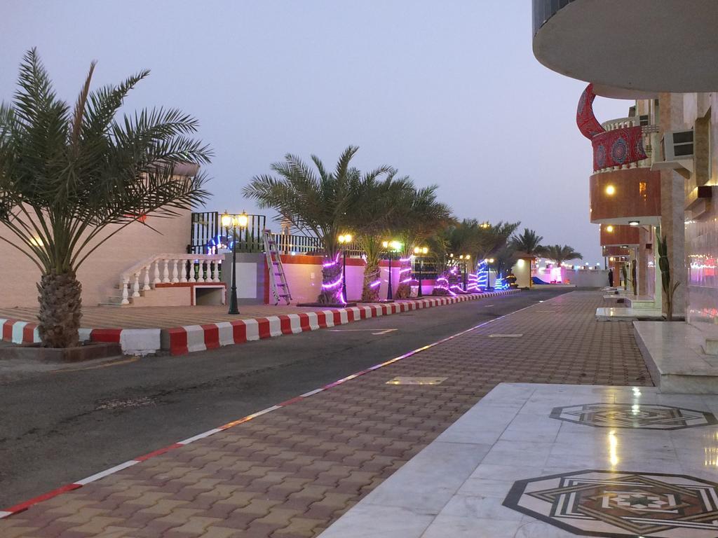 Al Ahmadi Plaza Resort Янбу Экстерьер фото