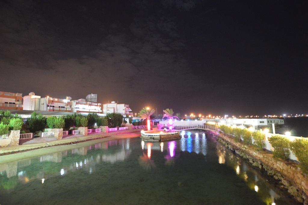 Al Ahmadi Plaza Resort Янбу Экстерьер фото